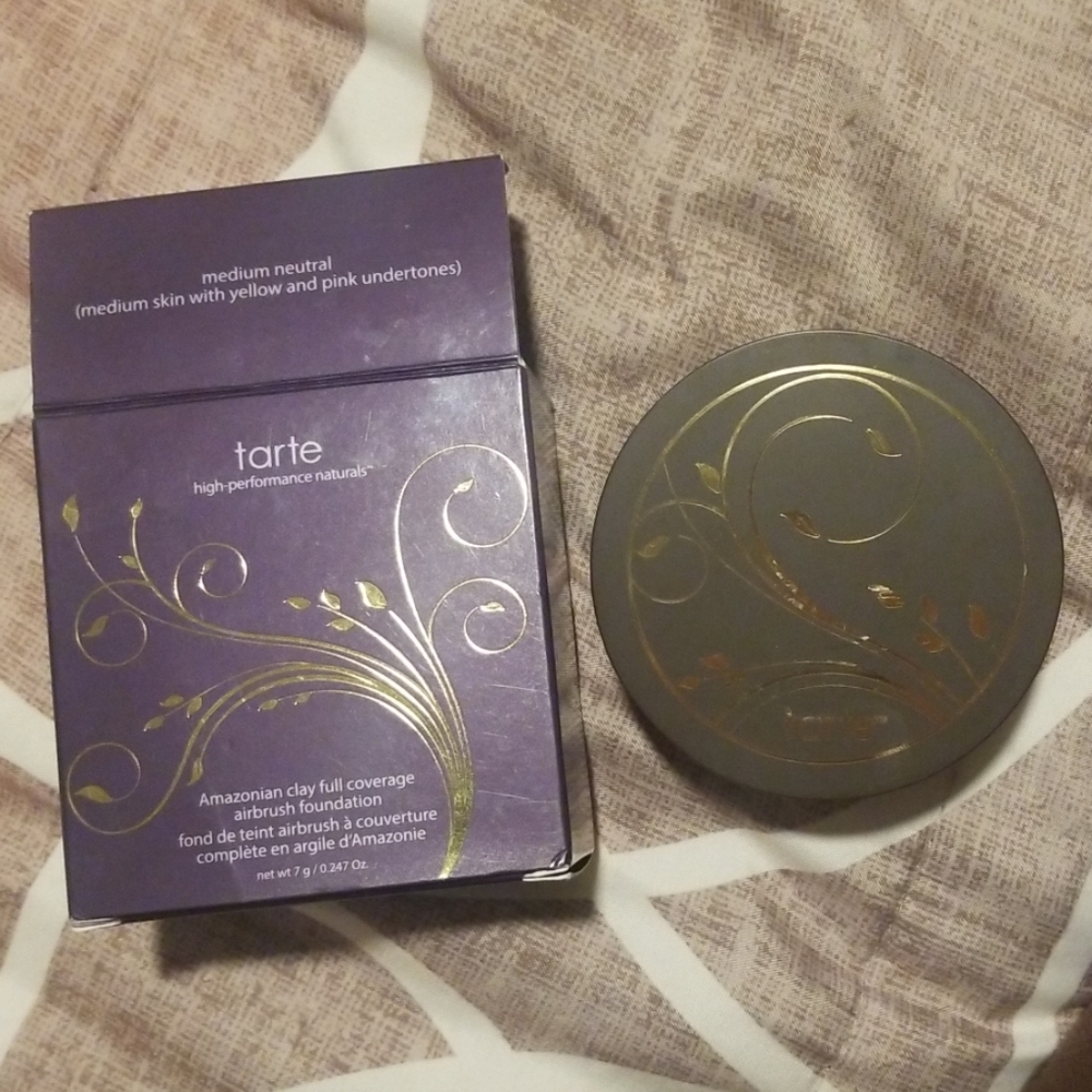 Tarte - Amazonian Clay Airbrush Foundation